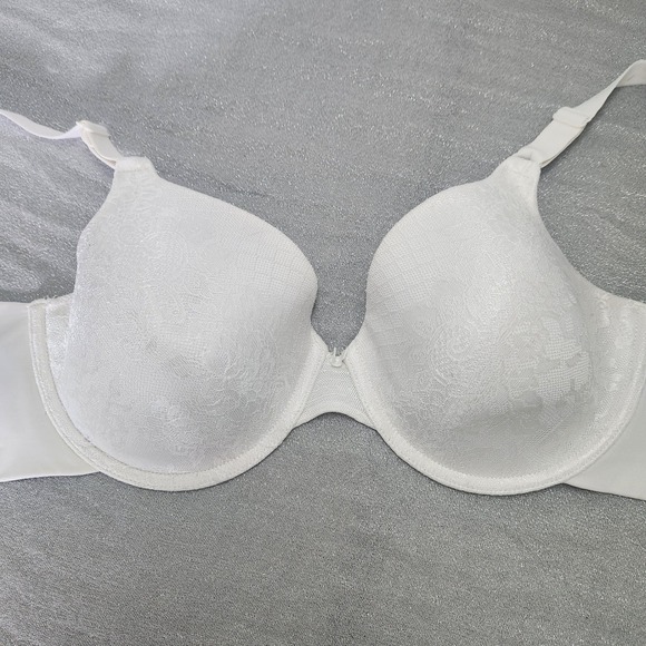 Vanity Fair Other - Vanity Fair White Floral Jacquard Lace Full Coverage Underwire Bra 75346 34DD